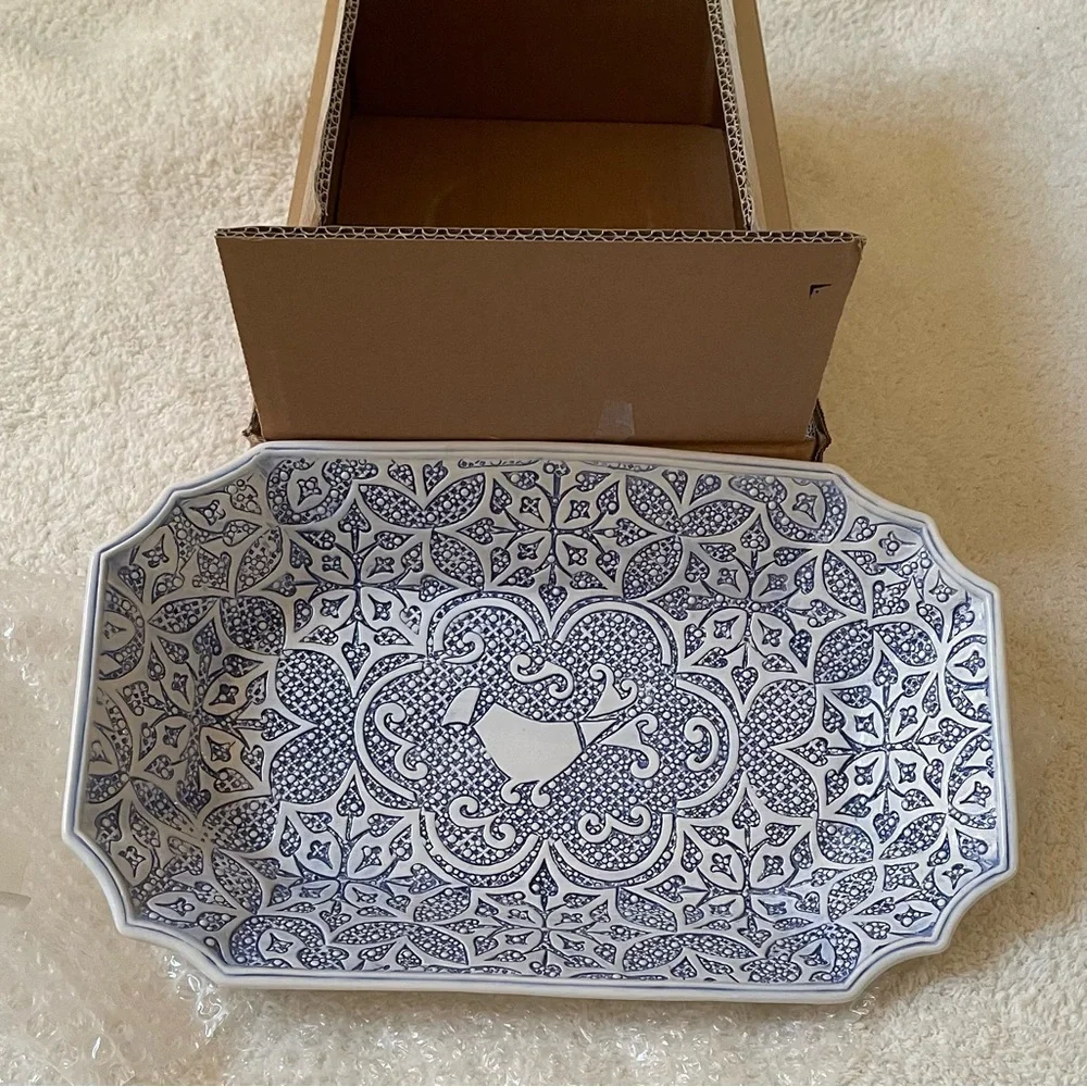 VIETRI Uccello Blu Oval Bowl *New in Box* - Picture 6 of 10